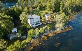 Private House & Bungalow By The Sea